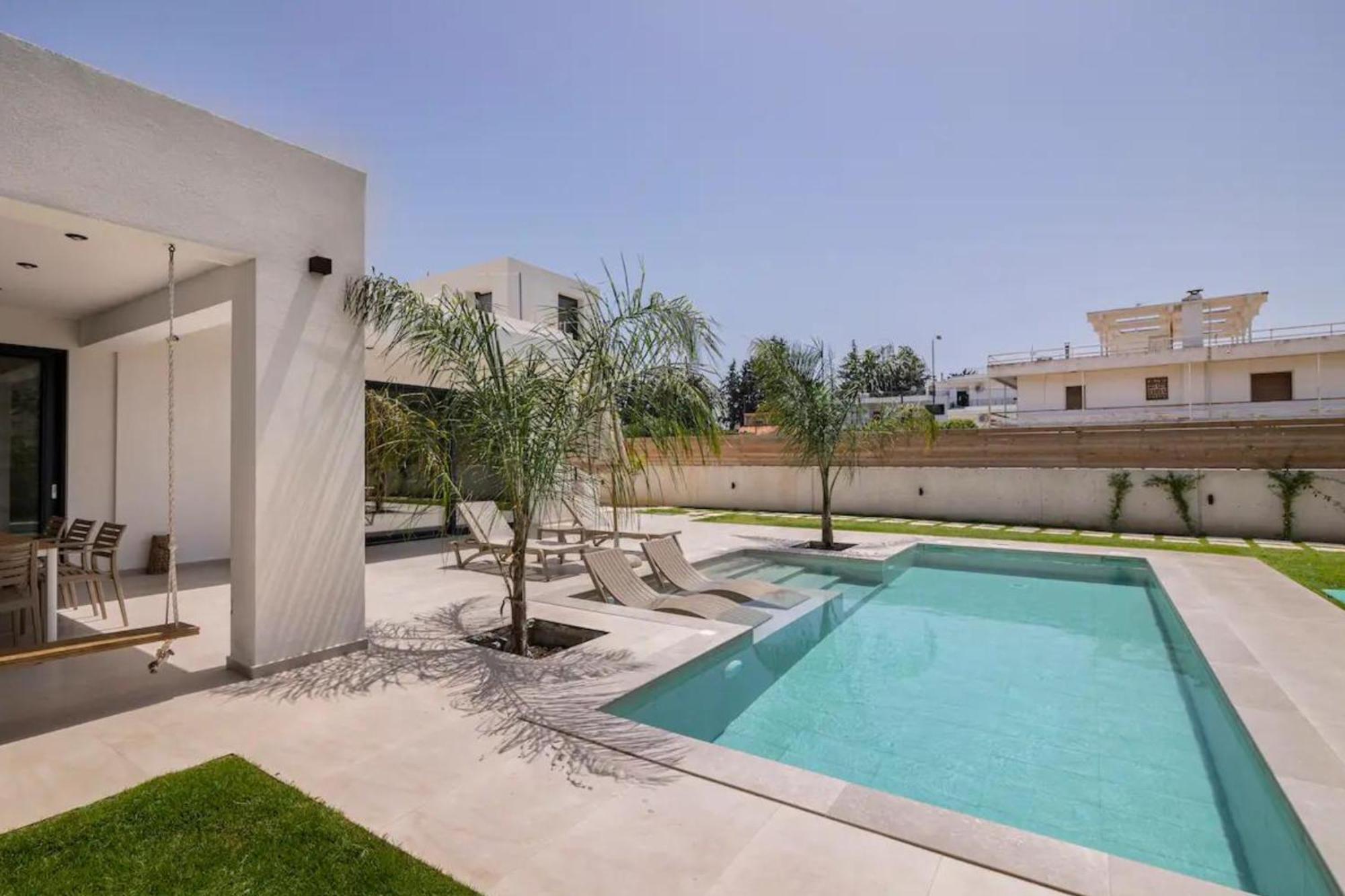 Villa Kala Loutraki - Private Pool & Sauna I Beach Exterior foto